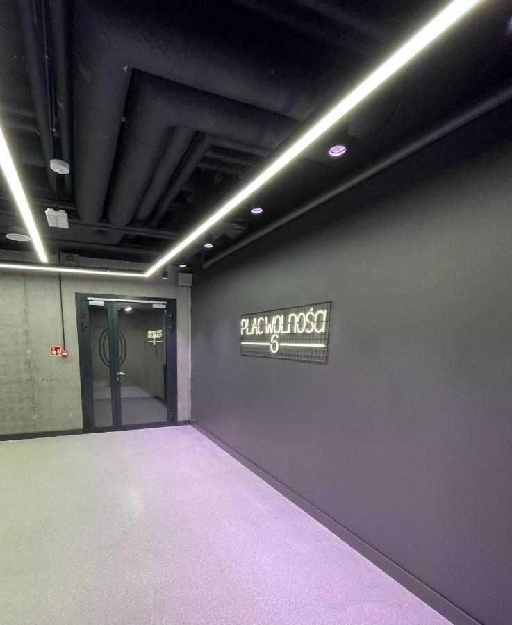 Plac Wolnosci 6 Contactless Check-In 24H ポズナン エクステリア 写真